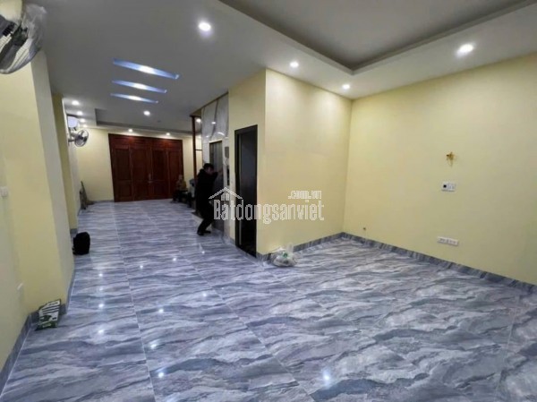 CHO THUÊ NHÀ PHỐ HỒNG MAI 4 TẦNG, 60M2, 4 NGỦ, THANG MÁY, 20 TRIỆU