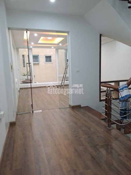 Cho thuê nhà Ngõ 120 Kim Giang,  ở nhóm 5 người, hộ GĐ, KD onl, VP Công ty 30m2, 5 tầng - 11 Triệu