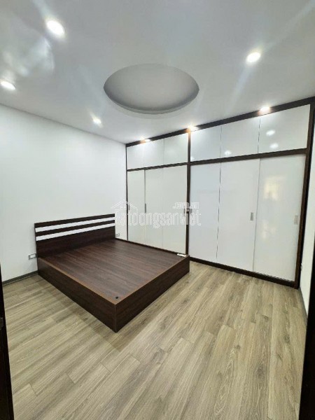 BÁN NHÀ NGUYỄN VĂN CỪ – 47M², 4 TẦNG – NHỈNH 10 TỶ!