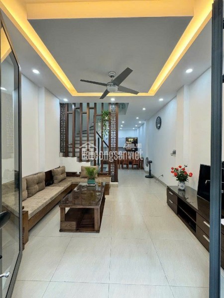 BÁN NHÀ NGUYỄN VĂN CỪ – 47M², 4 TẦNG – NHỈNH 10 TỶ!