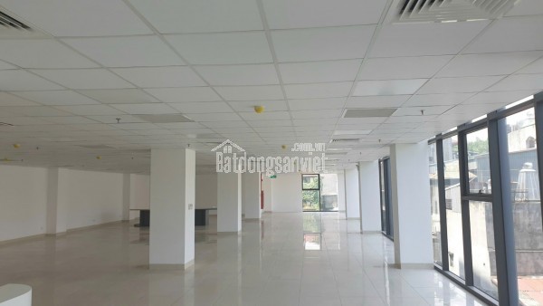 CHO THUÊ NHÀ LÀM VĂN PHÒNG PHỐ LÊ THANH NGHỊ, TẦNG 9, 219M2, MT 10M, GIÁ 76 TRIỆU