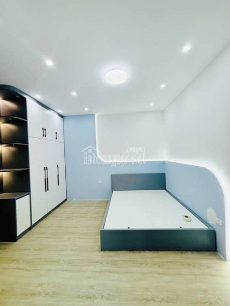 Nhà phân lô Bùi Xương Trạch, diện tích 46,8m², mặt tiền 4,5m, giá 11,6 tỷ, ô tô chạy vòng quanh