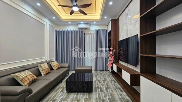 14.5 TỶ - PHÂN LÔ NGUYỄN KHÁNH TOÀN 40M2 7 TẦNG THANG MÁY, OTO VÀO NHÀ, Ở VÀ KINH DOANH