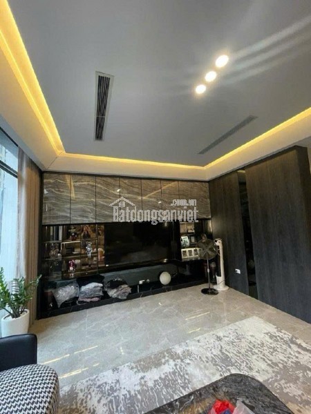 BÁN NHÀ NGUYỄN VĂN CỪ - NGÕ TO HƠN PHỐ, VỈA HÈ KINH DOANH, THANG MÁY - 45M², 5 TẦNG CHỈ 13.9TỶ!