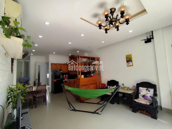 CHO THUÊ TOÀ NHÀ GÓC NHA TRANG SIÊU RỘNG 1000M2 TTTP GIÁ 75 TRIỆU/THÁNG