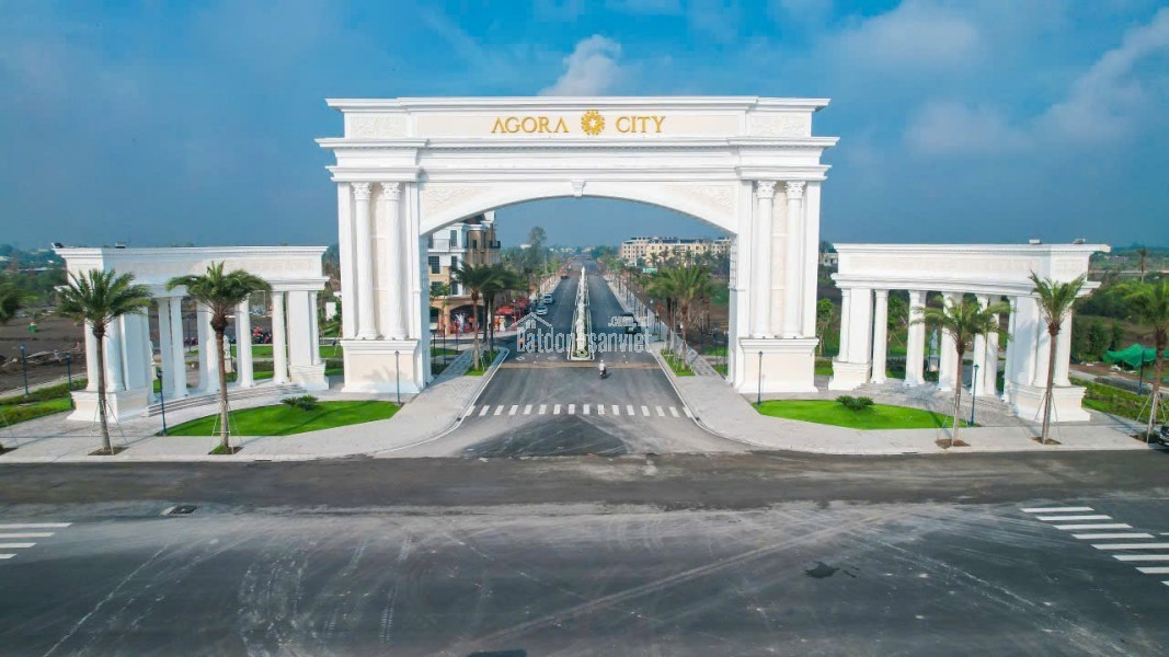 Khu đô thị Agora City mở bán block B1 đối diện trung tâm hành chính. Giá 1,7 tỷ - 2,5 tỷ lô