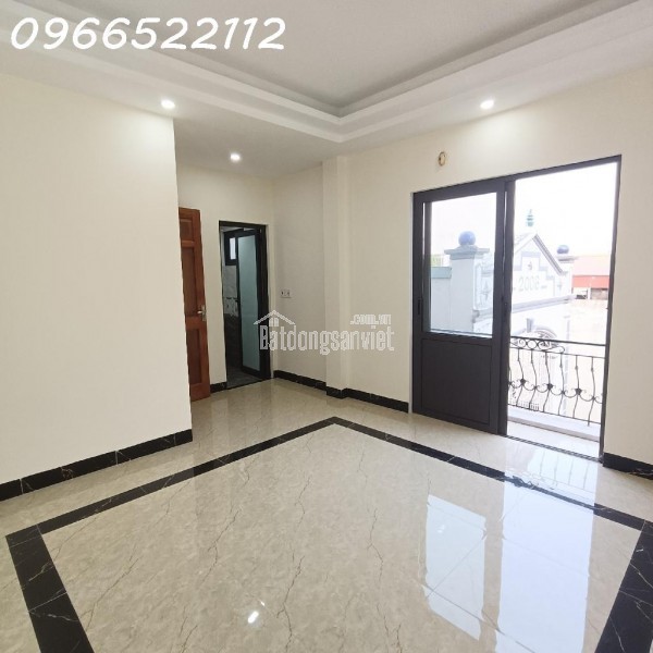 Bán Nhà Phúc Lợi - 32m², Giá 4.25 Tỷ, Gần Vinhome Riverside