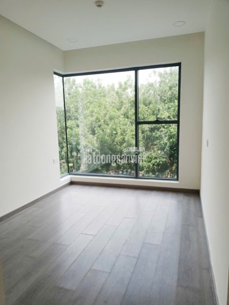 Bán căn hộ 2PN phân khu đẳng cấp nhất Celadon City. Diện tích: 96m2, căn góc view vườn cực thoáng.