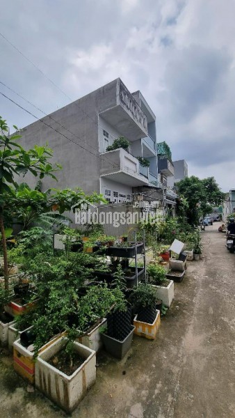 (60M2 ) NHÀ 1 TRỆT 2 LẦU 3PN LÃ XUÂN OAI. LONG TRƯỜNG, ĐƯỜNG NHỰA O TÔ TRÁNH NHAU GIÁ 4 TỶ 680 TL