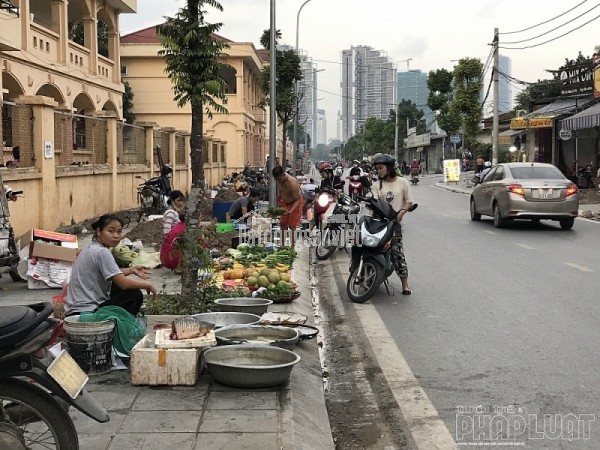 Rất Hiếm. Bán đất có Sổ Đỏ phố Sa Đôi, Nam Từ Liêm. Diện tích 100m2, mặt tiền 4.1m