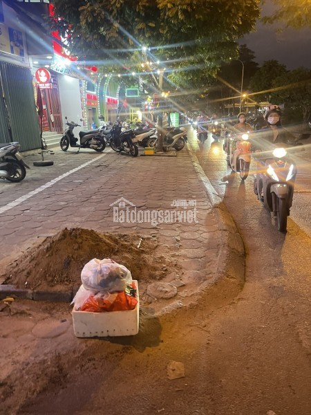 BÁN NHÀ RIÊNG TẠI ĐƯỜNG QUAN HOA, 8,5 TỶ VND, 36 m2, VIEW ĐẸP, PHÁP LÝ ĐẦY ĐỦ