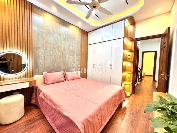 BÁN NHÀ RIÊNG TẠI ĐƯỜNG QUAN HOA, 8,5 TỶ VND, 36 m2, VIEW ĐẸP, PHÁP LÝ ĐẦY ĐỦ