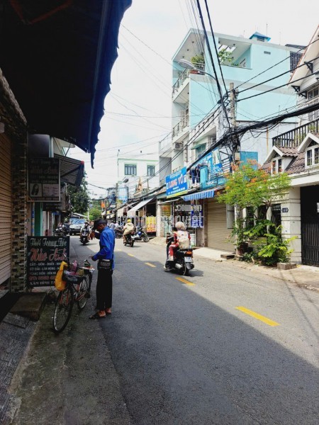 MẶT TIỀN KINH DOANH  -  LÊ VĂN KHƯƠNG - QUẬN 12 - 2 TẦNG - CHỈ NHỈNH 3 TỶ