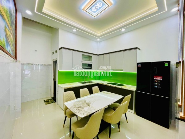 Nhà 4 tầng Full nội thất KDC Golden City 2 Tô Ngọc Vân - đường 12m - 4PN - chỉ 5.xx tỷ