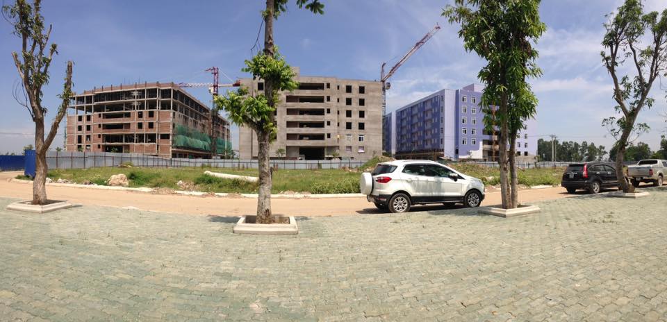 Ba tòa chung cư M1A, M1B, M1C Thanh Hà đang trong giai đoạn xây dựng hoàn thiện những công đoạn cuối cùng