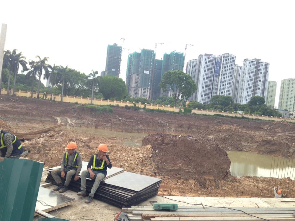 Dự án đang xây khuôn viên hồ điều hòa