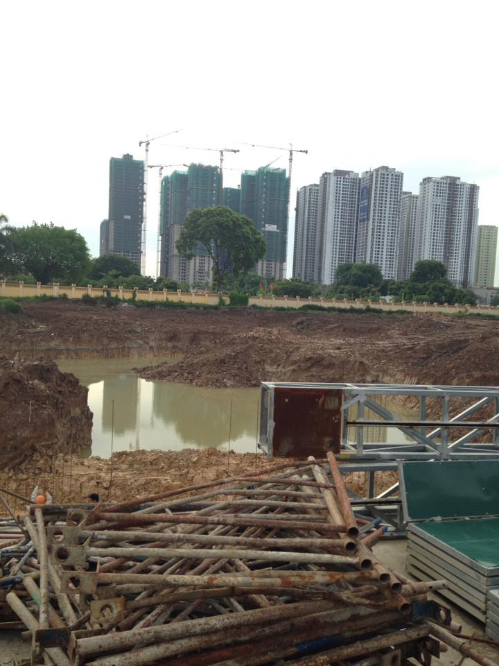 Dự án đang xây khuôn viên hồ điều hòa
