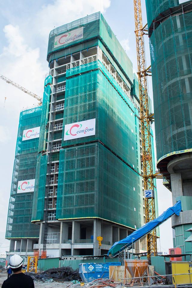 Tòa Aqua 3: Đến sàn tầng 20, đang thi công tầng 21.